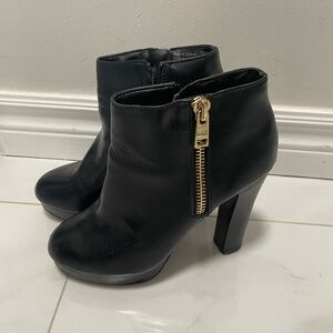 Black Aldo Bifano ankle boots size 38